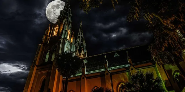 Savannah Haunted Pub Crawl - Image 2