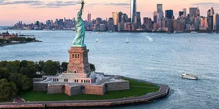 New York City Liberty and Financial District Tour