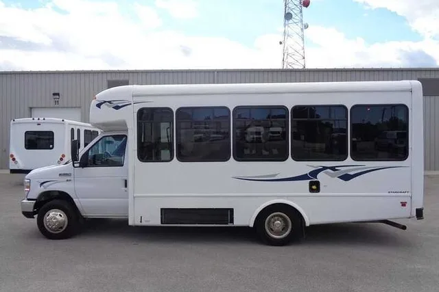 Houston Shuttle Transfer - Image 2
