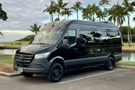 Honolulu Private Transfer: Airport, Port, Hotel thumbnail 1
