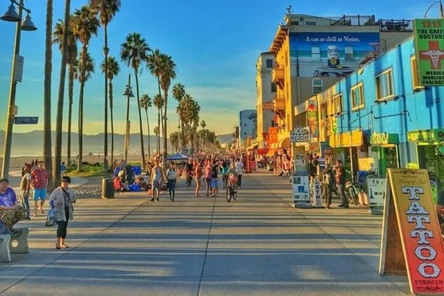 Los Angeles Hollywood Private Walking Tour - Image 5
