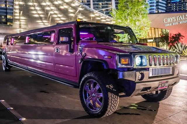 Las Vegas Limo Tour with Champagne and Nightclub Entry - Image 2