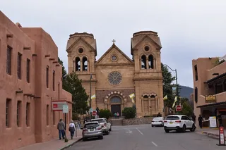 Santa Fe Sip, Savor, & History Walking Tour