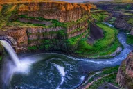 Salt Lake City Yellowstone and Mount Rushmore 4-Day Tour thumbnail 6