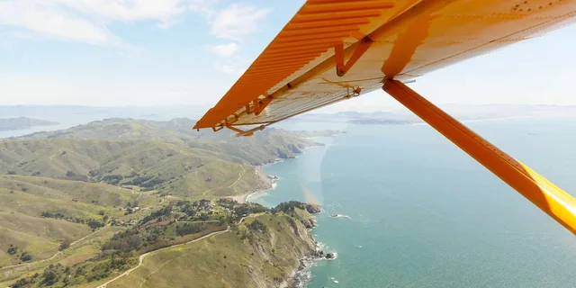 San Francisco Seaplane Flight with Champagne - Image 4