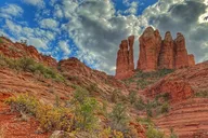 Sedona Creekside Cathedral Rock Hike With Private Guide thumbnail 1