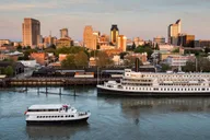 Sacramento City Cruise Sights and Sips thumbnail 2