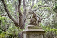 Savannah Cemetery and Historic Site Tour thumbnail 2