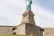 New York City Statue of Liberty and Wall Street Tour thumbnail 5