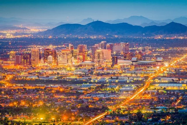 Phoenix Airport Transfer to Downtown Hotels - Image 4
