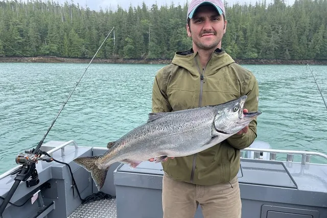 Ketchikan Wild Alaskan Salmon Fishing Trip - Image 5