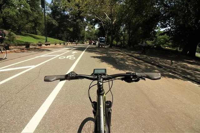 New York City E-Bike Rental in Central Park - Image 4