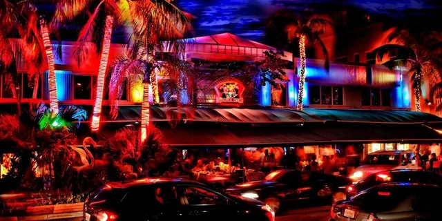 Miami Salsa Night at Mango's Tropical Cafe - Image 4