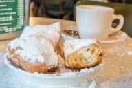 New Orleans Street Food Tour with Local Guide thumbnail 3