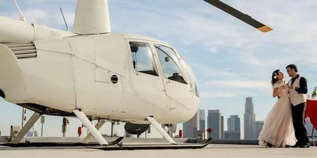 Los Angeles Helicopter Tour with Rooftop Landing - Image 4