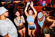 Las Vegas Fremont Bar Crawl thumbnail 4