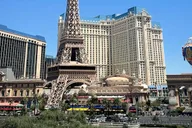 Las Vegas Strip Sightseeing Tour with Photo Stops thumbnail 4