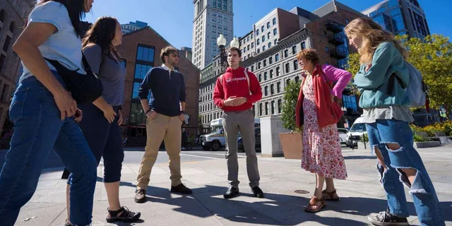Boston Seafood and History Day Tour - Image 5