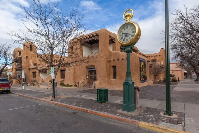 Santa Fe Historic Downtown Walking Tour - Image 5