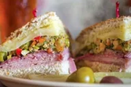 New Orleans French Quarter Cocktail and Food Tour thumbnail 2