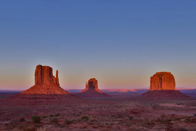 Monument Valley 4x4 Tour at Sunrise or Sunset - Image 6