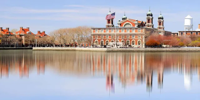 New York Statue of Liberty and Ellis Island Tour - Image 5