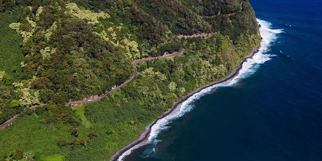 Maui Road to Hana Slingshot Adventure - Image 4