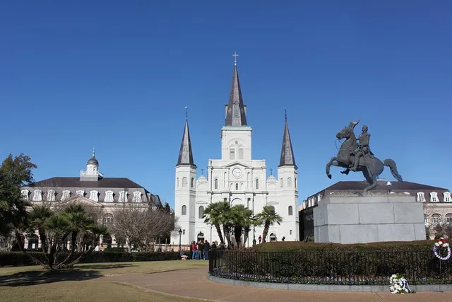 New Orleans Historical Sightseeing Tour with Hotel Pickup - Image 1