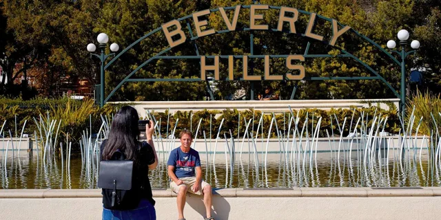 Los Angeles Hollywood and Beverly Hills Private Tour - Image 5
