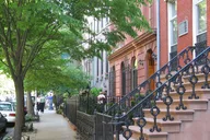 New York Chelsea Neighborhood Private Tour thumbnail 2