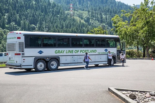 Portland Waterfall Trolley Tour - Image 3