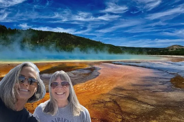 Yellowstone 2-Day Upper and Lower Loop Tour - Image 1