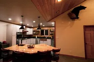 Fairbanks Northern Lights Lodge & Chase thumbnail 5