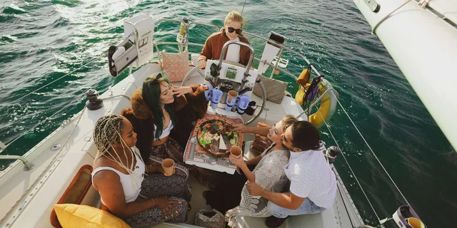 Long Beach Sailboat Rental with Captain 2 hr - Image 2