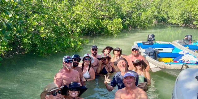 Key West Walking and Glass Bottom Boat Tour - Image 4