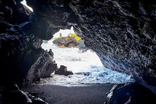 Hana Private Road Tour - Image 5