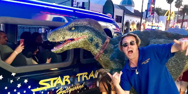 Los Angeles Hollywood and Beverly Hills Bus Tour - Image 4