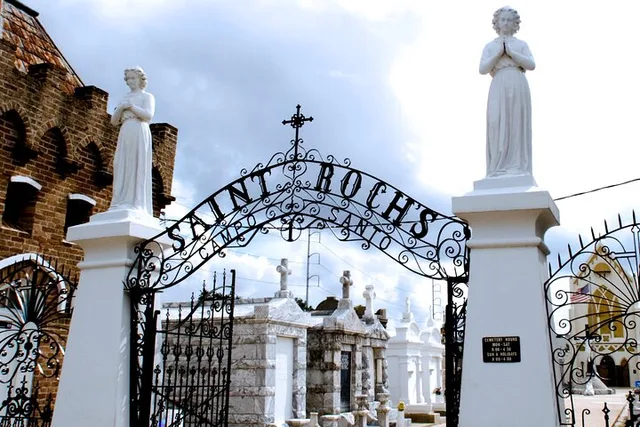 New Orleans St. Roch Cemetery Walking Tour - Image 1