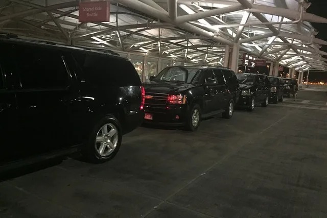 Denver Airport Private Transfer - Image 1