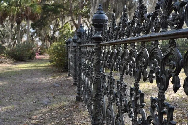 Savannah Haunted and Historical Walking Tour - Image 1