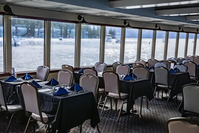 Lake Tahoe Dinner Cruise at Sunset - Image 4