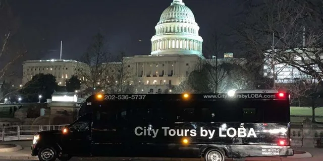 Washington DC Night-Time Sightseeing Tour - Image 3