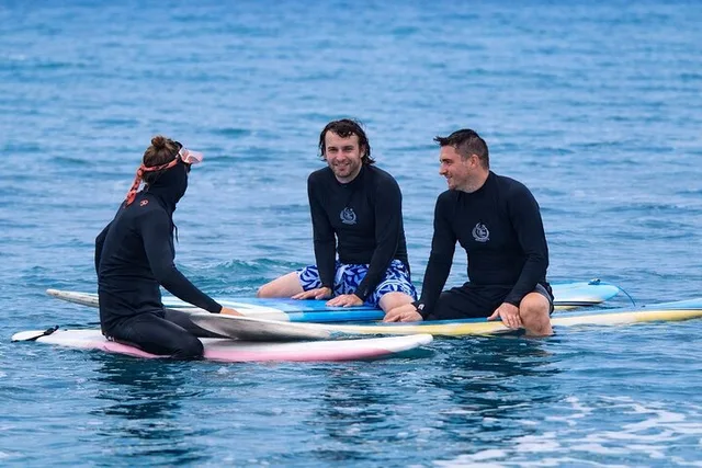 Oahu Surfing Lesson - Image 4