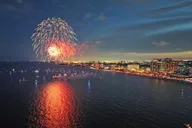 Fort Lauderdale Fireworks Cruise on the Sea Rocket 2 hr thumbnail 3