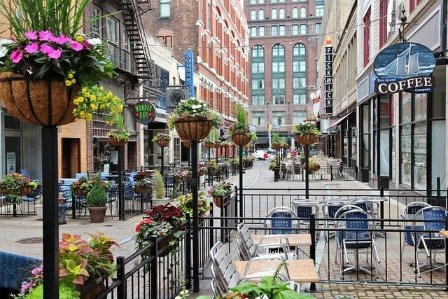 Cleveland City Tour - Image 6