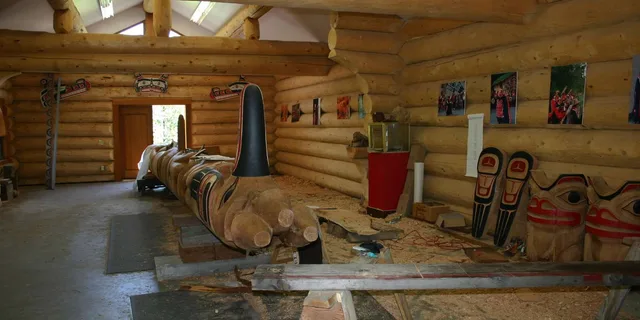 Ketchikan Potlatch Park and Wildlife Van Tour 2.5 hr - Image 5