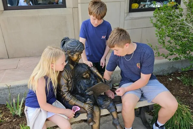 Boulder Scavenger Hunt Walking Adventure - Image 2