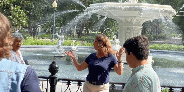 Savannah Psychic Guided Voodoo Walking Tour 2 hr - Image 3