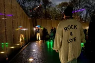 Washington DC Night Tour with LED Bracelets thumbnail 4