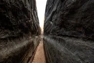 Canyonlands Needles Chesler Park Hiking Tour thumbnail 2